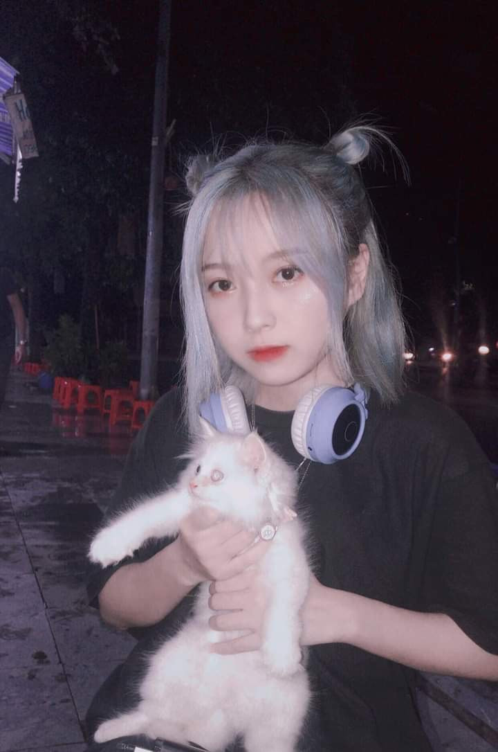 Nỗ lực không ngừng nghỉ của nữ bartender xinh đẹp ảnh 10