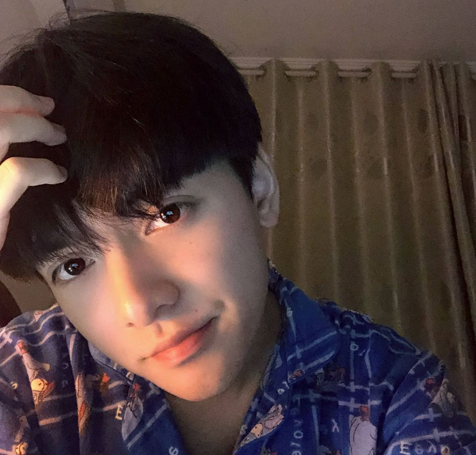 “Lost in Trùng Khánh” trước nhan sắc của cựu nam sinh trường Amsterdam mang hai dòng máu ảnh 2