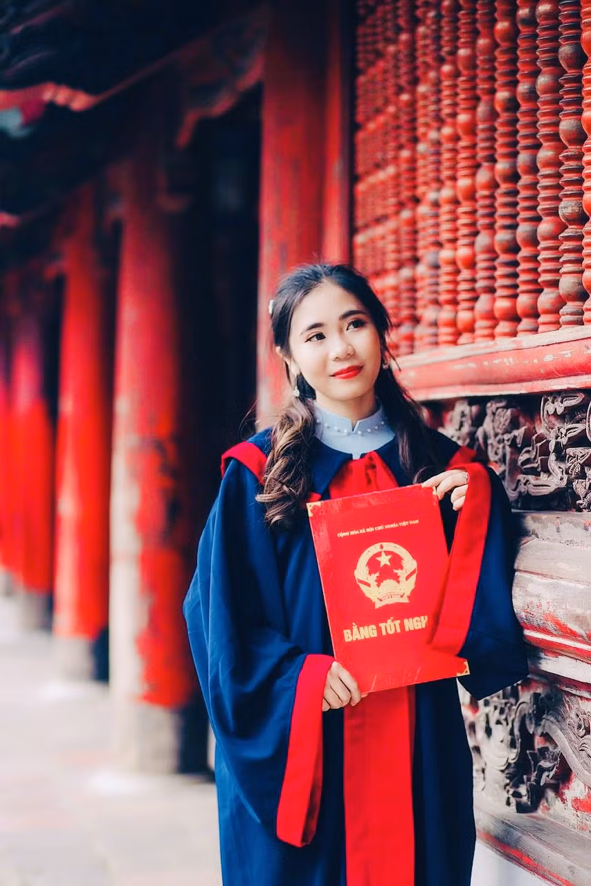 Nữ sinh Thuỷ Lợi là Đảng viên có thành tích dài kín 2 trang A4 ảnh 4