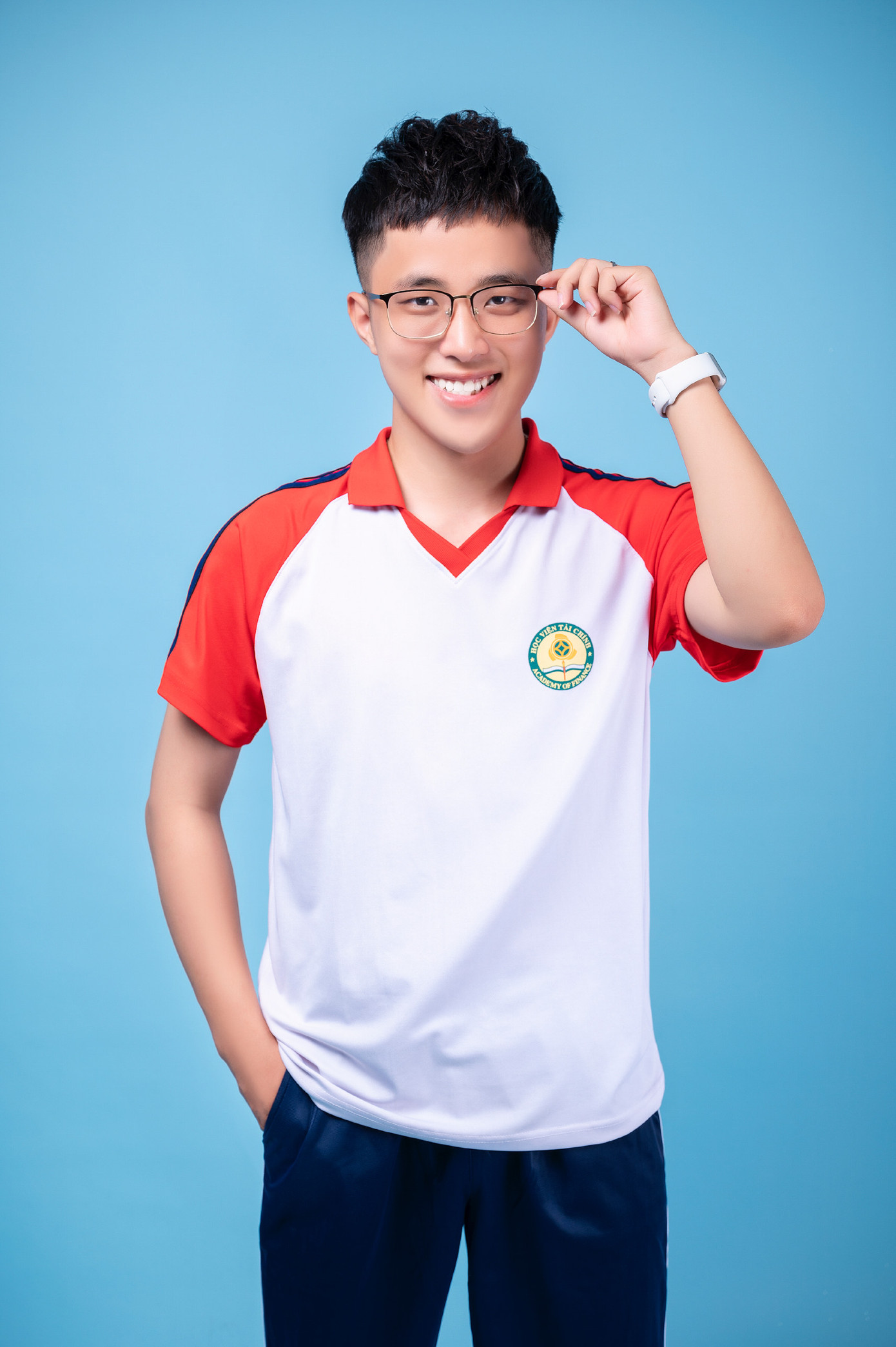 Nam sinh Học viện Tài chính vừa theo đuổi đam mê, vừa học tốt ảnh 6