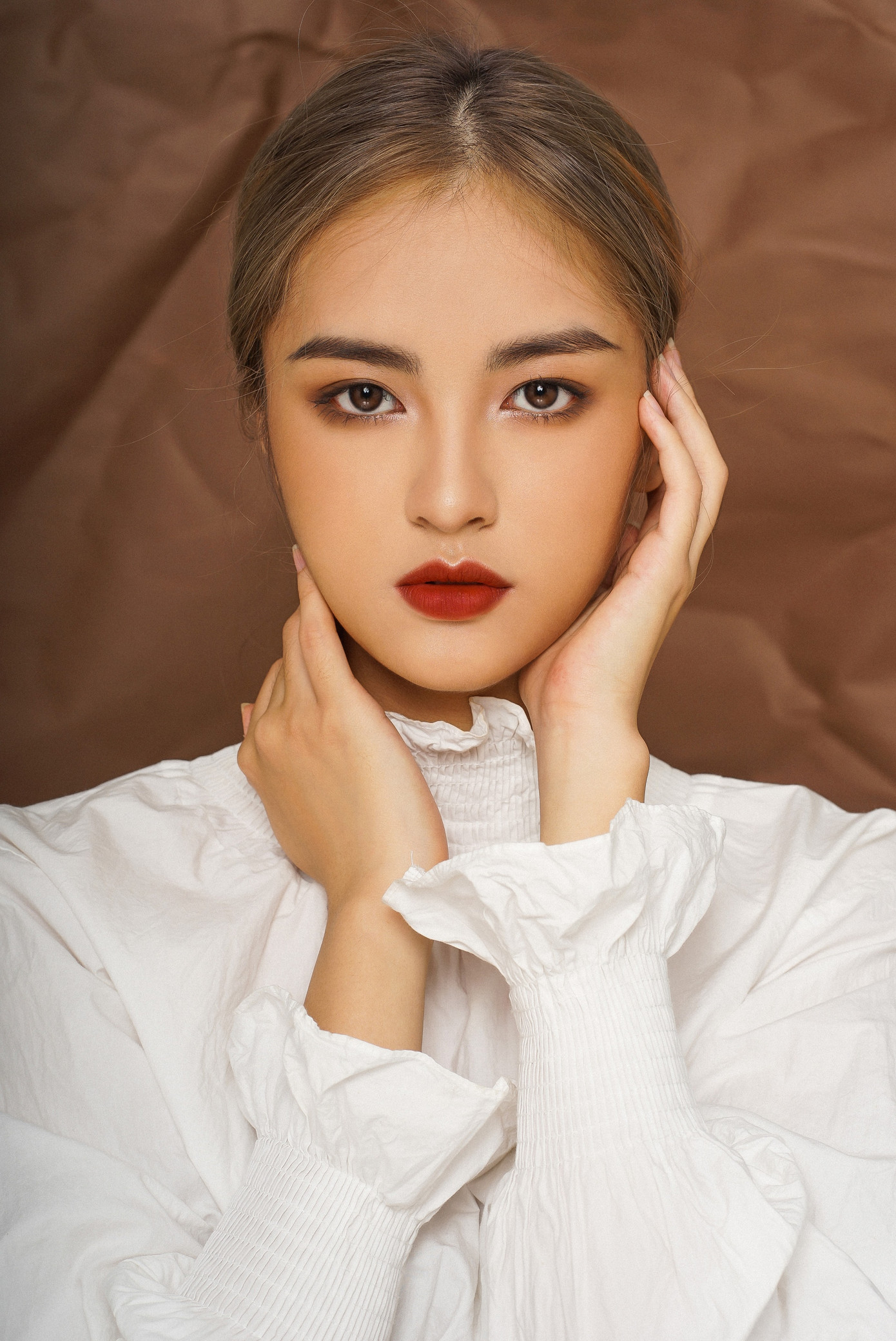 Ảnh: Huyền My Hoa khôi Ngoại Thương: “Cuộc sống là sự đánh đổi” ảnh 2