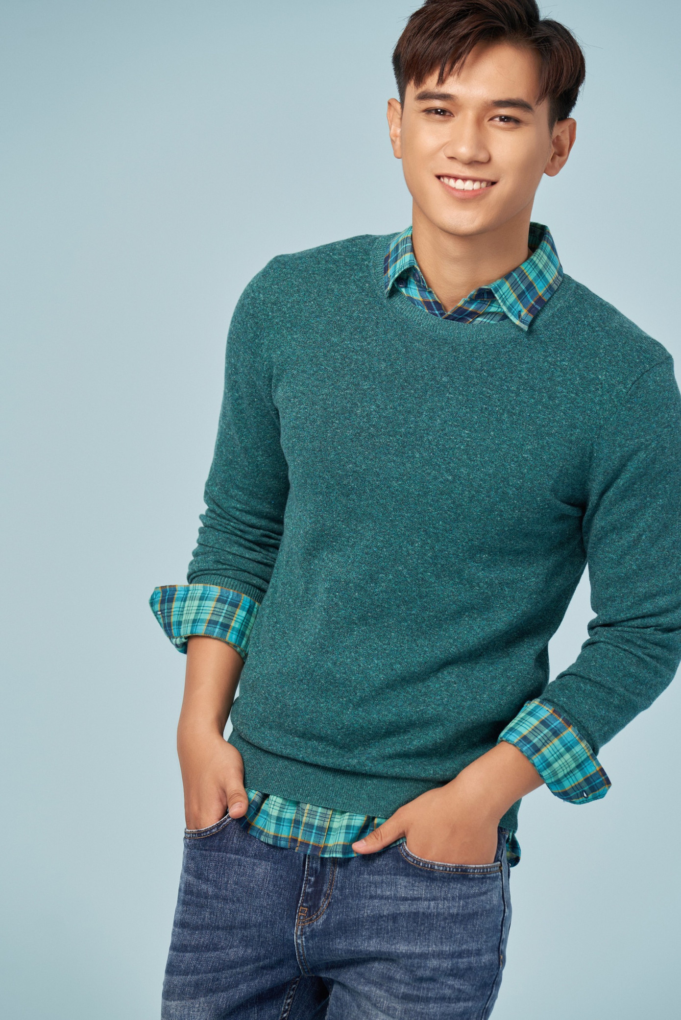 Nam sinh Tài chính Ngân hàng là Đảng viên, có thành tích học xuất sắc, thích làm người mẫu ảnh 2