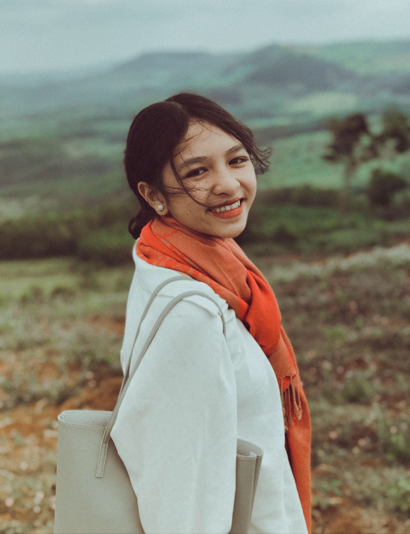 Nữ sinh 16 tuổi ước mơ làm người mẫu chuyên nghiệp ảnh 1