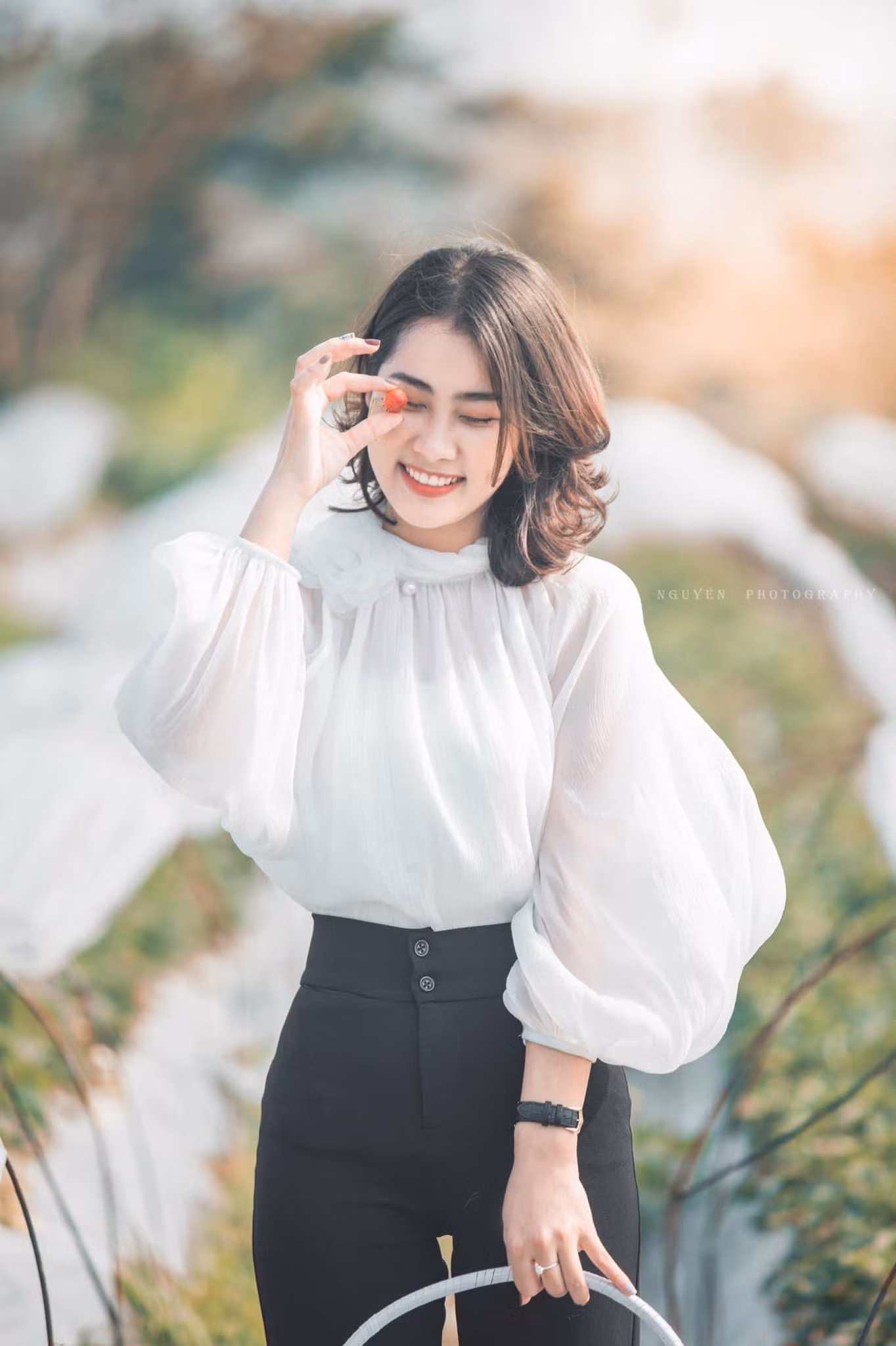 Cô giáo tương lai “gieo thương nhớ” với vẻ đẹp trong trẻo tựa nắng mai ảnh 7