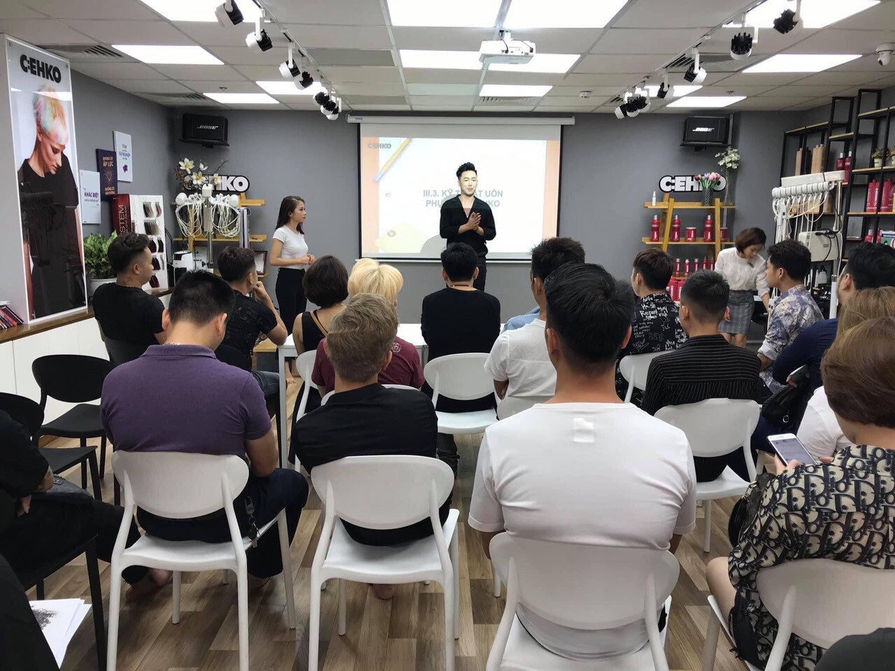 NTMT Trần Trung: “Chỉ cần chọn đúng và dám theo đuổi đam mê, mọi thứ sẽ thành hiện thực” ảnh 15