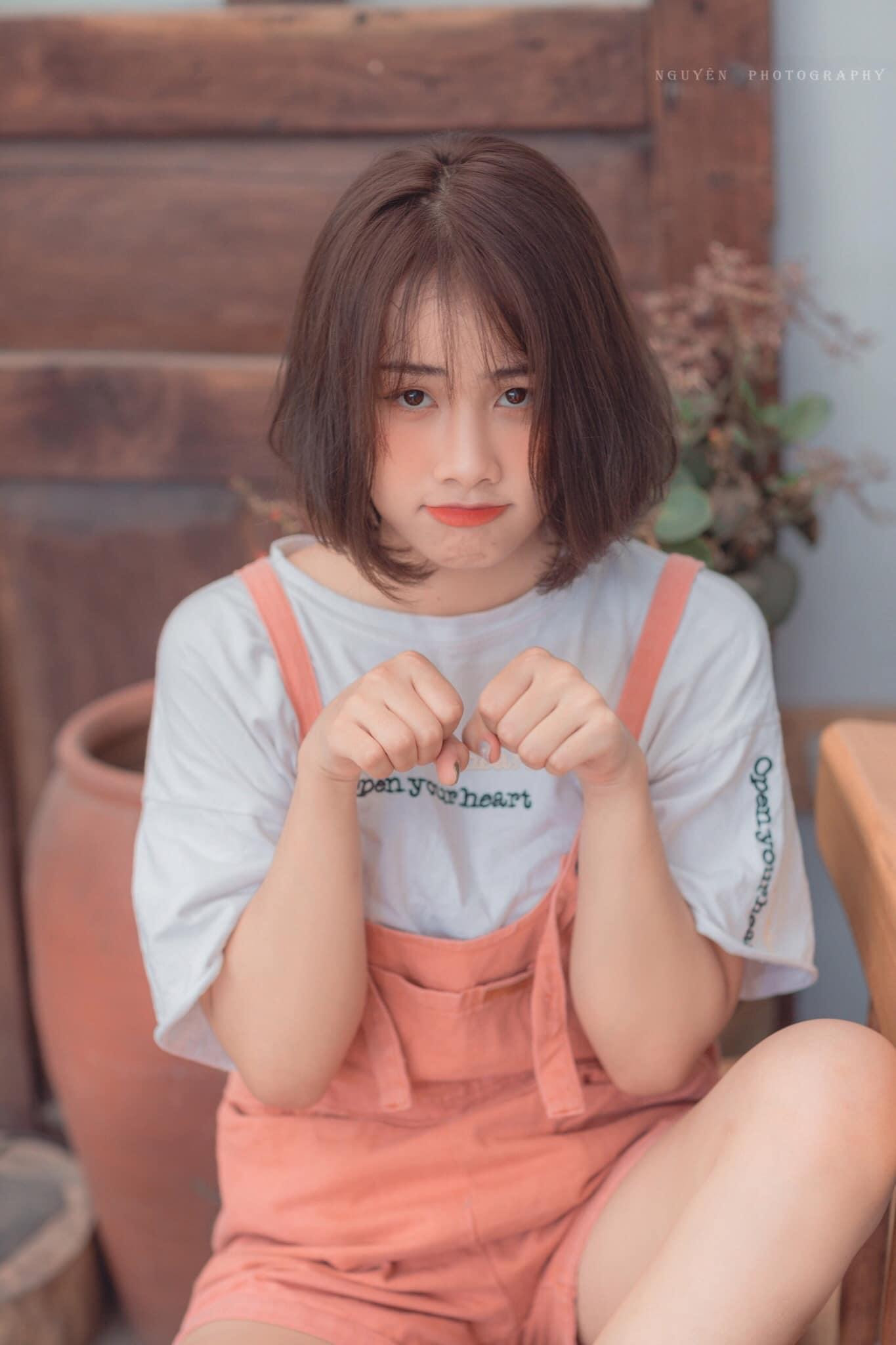 Cô giáo tương lai “gieo thương nhớ” với vẻ đẹp trong trẻo tựa nắng mai ảnh 3