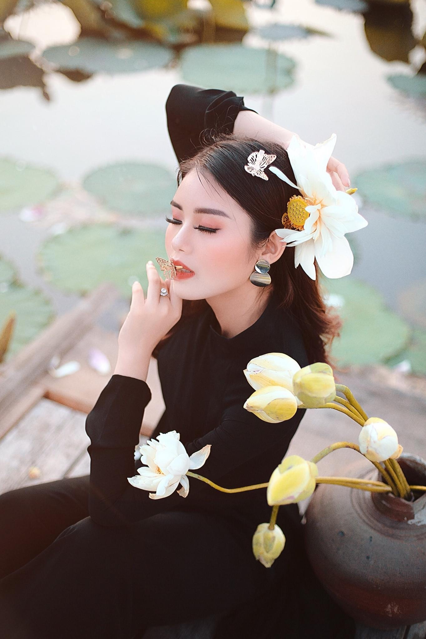 “Xác chết trôi sông” trở thành hoa khôi đại học ảnh 5