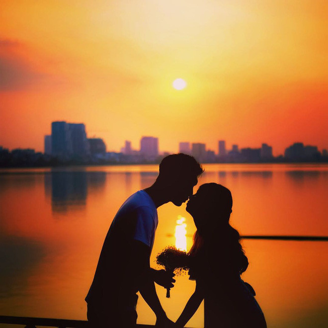 Hoàng hôn hồ Tây: Điểm check-in, thư giãn của giới trẻ Hà Thành ảnh 9