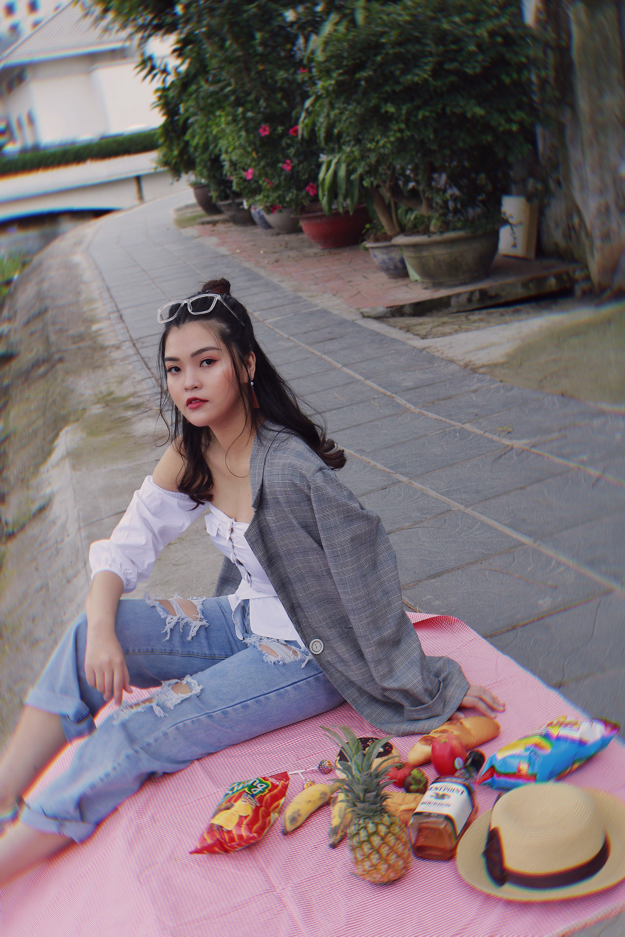 Ước mơ trở thành người mẫu của một cô gái có chiều cao vượt trội từ nhỏ ảnh 12