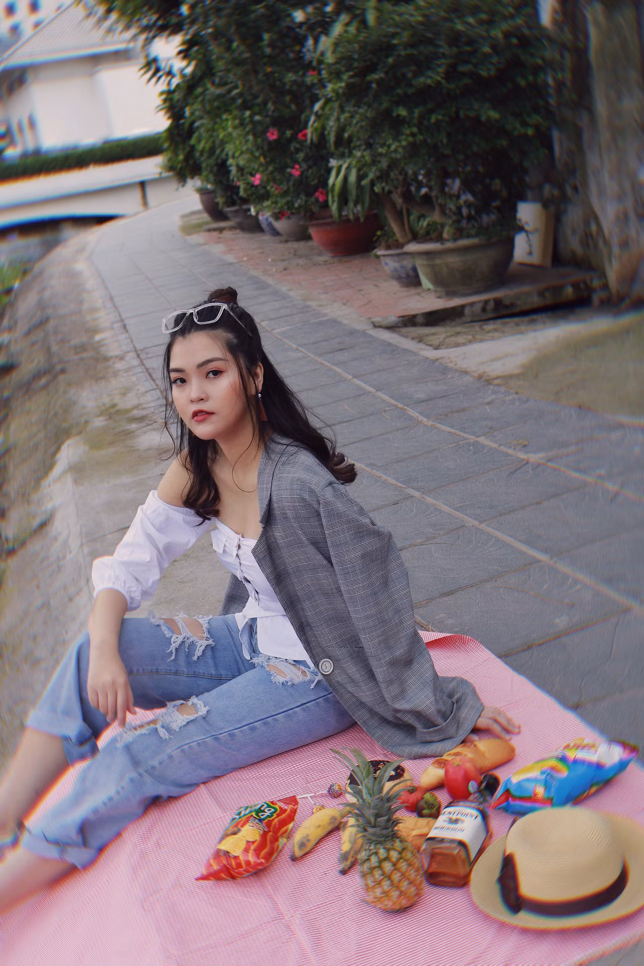 Ước mơ trở thành người mẫu của một cô gái có chiều cao vượt trội từ nhỏ ảnh 12