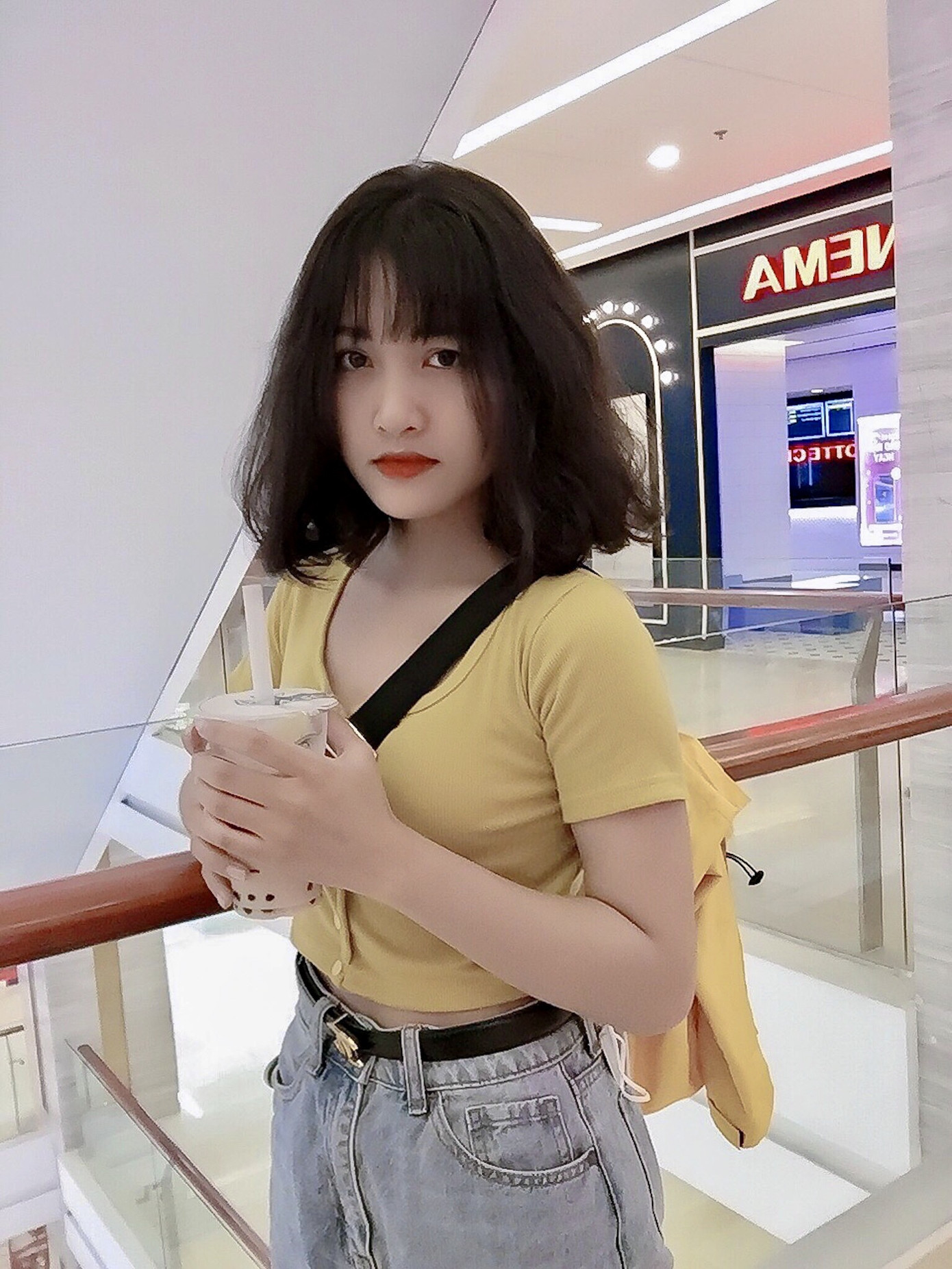 Hot girl 10X Thanh Hóa và ước mơ học Luật ảnh 4