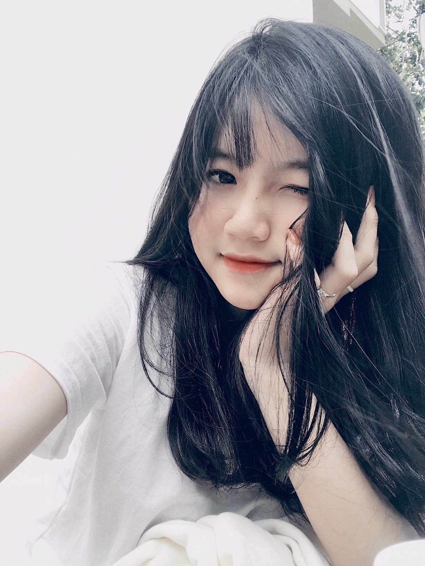 Nữ sinh Buôn Ma Thuột xinh đẹp, đam mê kinh doanh, muốn học trường ĐH Kinh tế TP.HCM ảnh 7