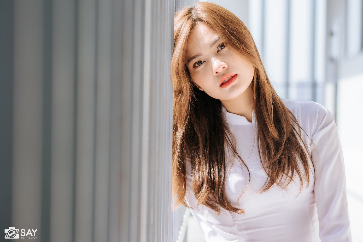 Nữ sinh trường Đại học Xây dựng đẹp thuần khiết với tà áo dài trắng ảnh 3