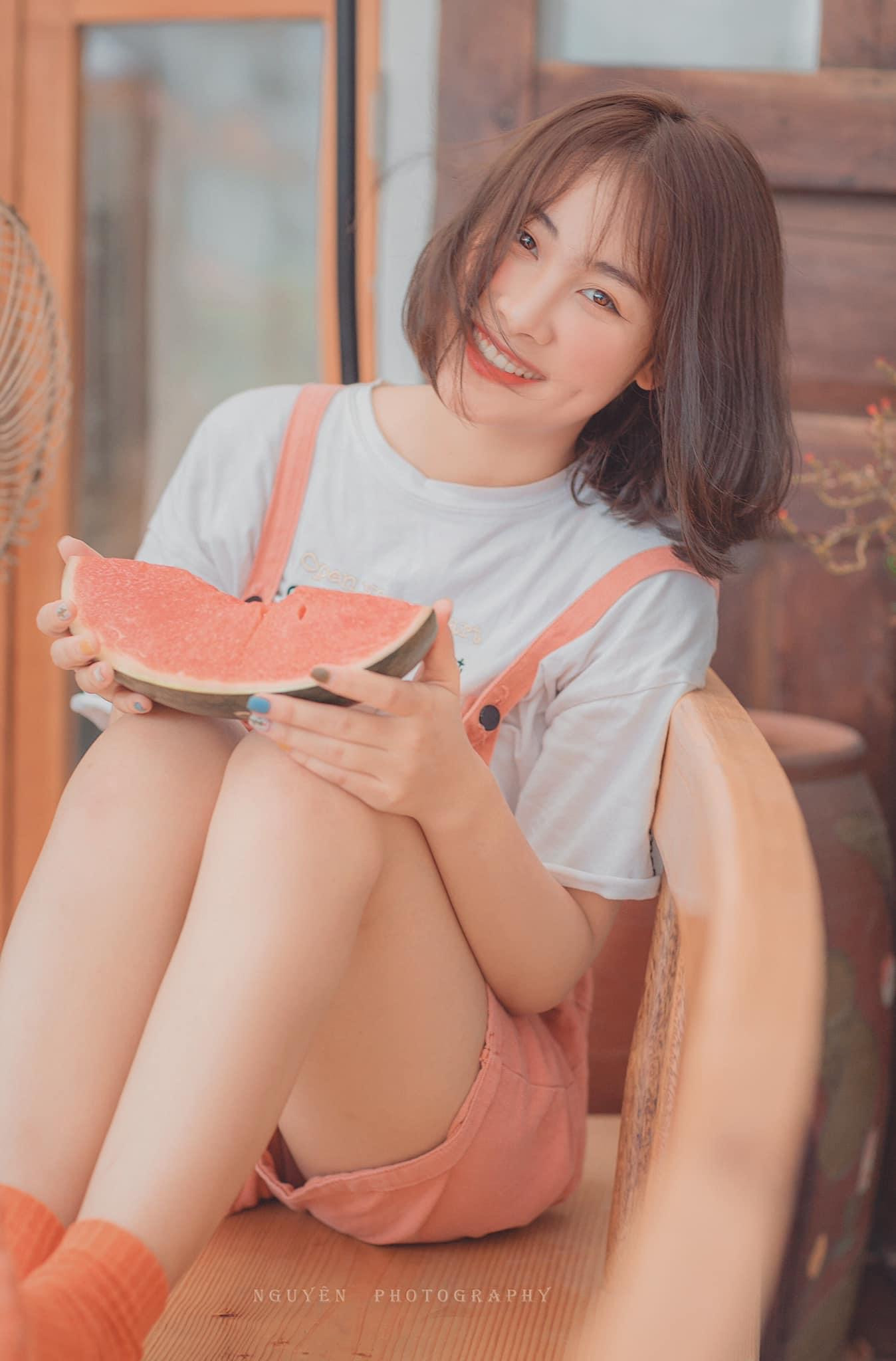 Cô giáo tương lai “gieo thương nhớ” với vẻ đẹp trong trẻo tựa nắng mai ảnh 12