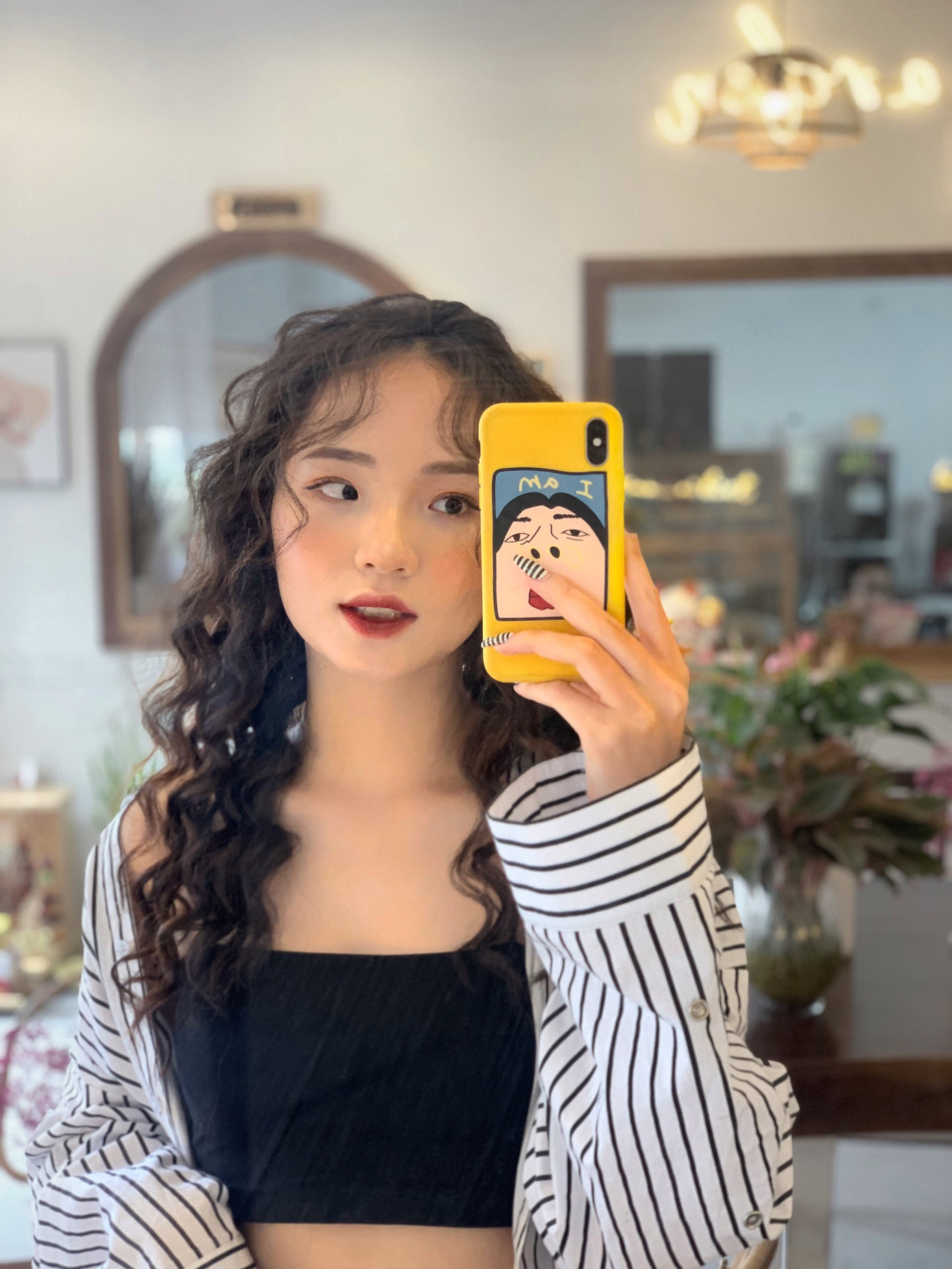 Hot girl Yên Bái đạt điểm thi cao vút gạt phăng định kiến “chân dài não ngắn“ ảnh 5