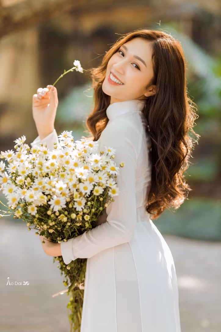 Nữ MC cá tính Ngọc Anh: “Đã lỡ mê thể thao, cực cũng phải cố gắng” ảnh 1