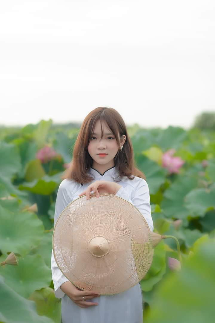 Cuốn hút với vẻ đẹp trong trẻo của cô nàng 16 tuổi ảnh 1