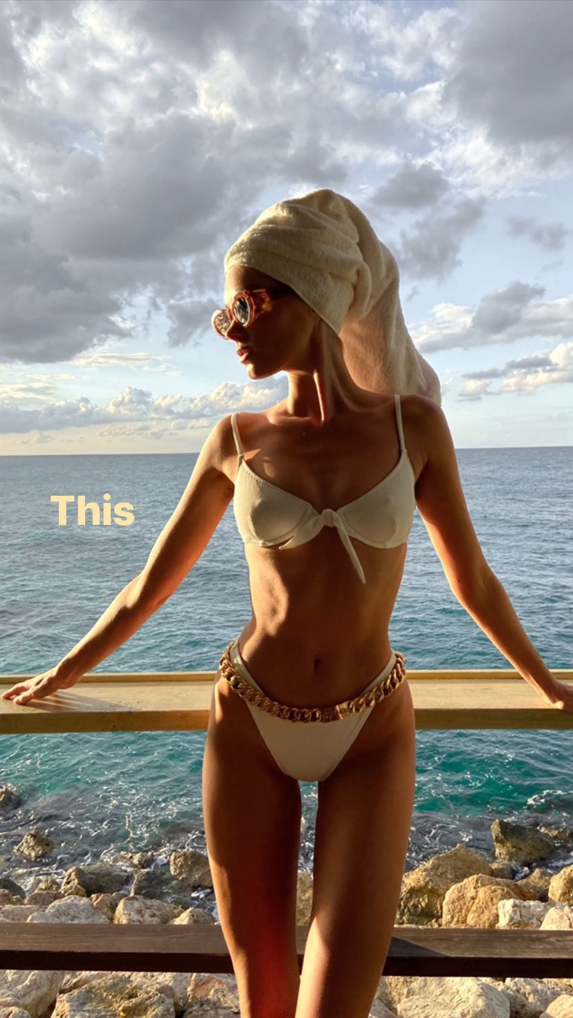 Elsa Hosk khoe đường cong 'gây mê' khi ở nhà giữa mùa dịch ảnh 7