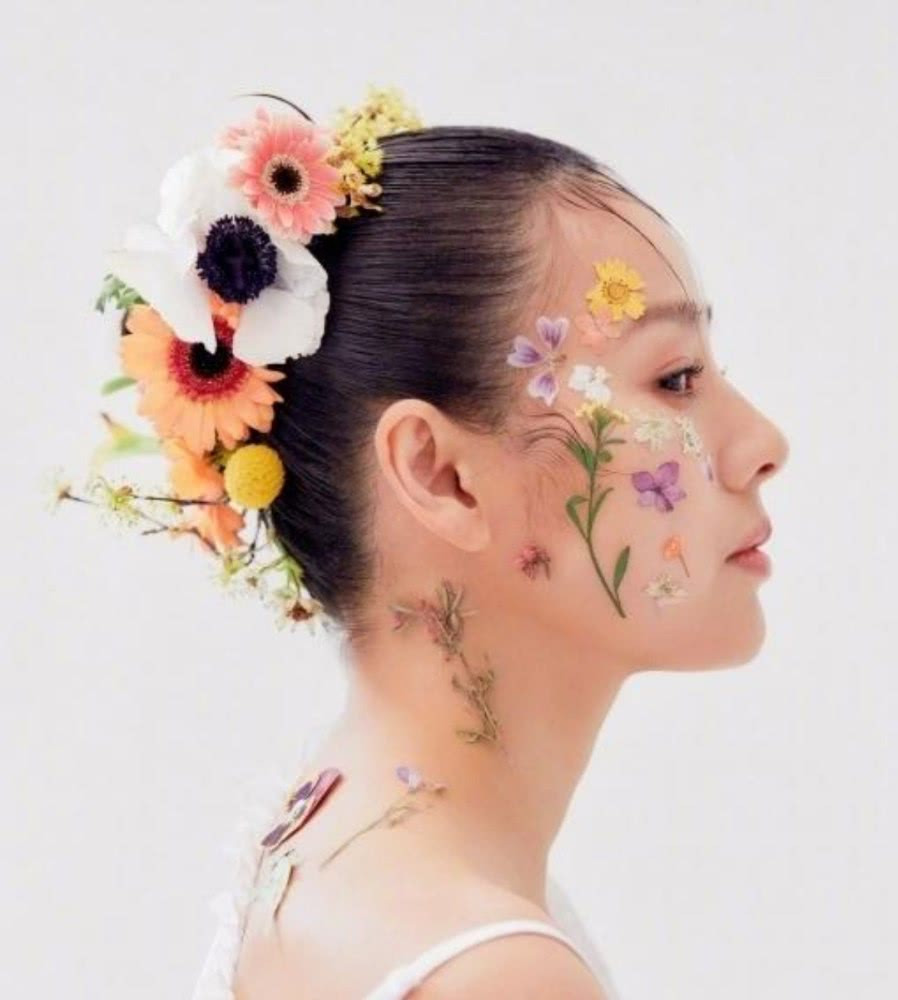 'Nữ hoàng gợi cảm' Lee Hyori miễn tiền tháng 3 cho người thuê nhà ảnh 4