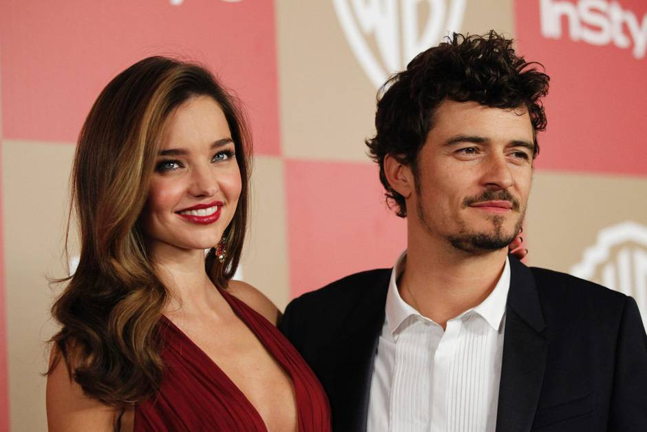 Katy Perry mặc xuyên thấu, khoe bụng bầu với Orlando Bloom trong MV mới ảnh 11