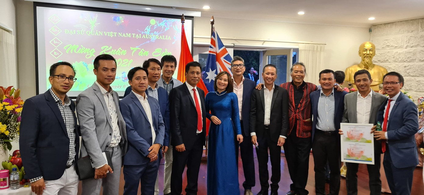 Đón Tết Việt nơi xứ người ảnh 11