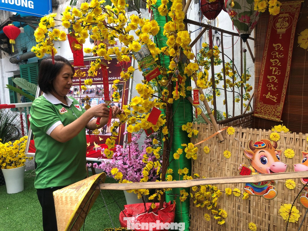 TPHCM: Tết về trên từng góc phố ảnh 7