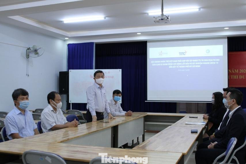 TPHCM cần xét nghiệm diện rộng để phát hiện COVID-19 ảnh 2