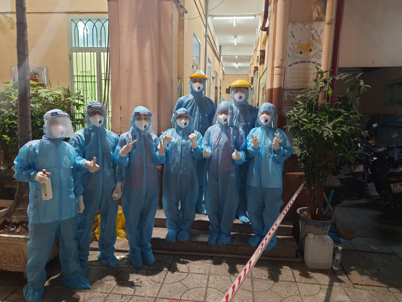 TPHCM phong tỏa hẻm Mã Lạng trong đêm vì ca nghi mắc COVID-19 ảnh 4