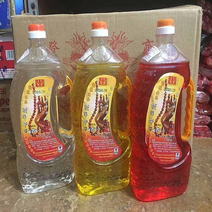 Bé một tuổi nguy kịch vì uống nhầm dầu lửa ảnh 1