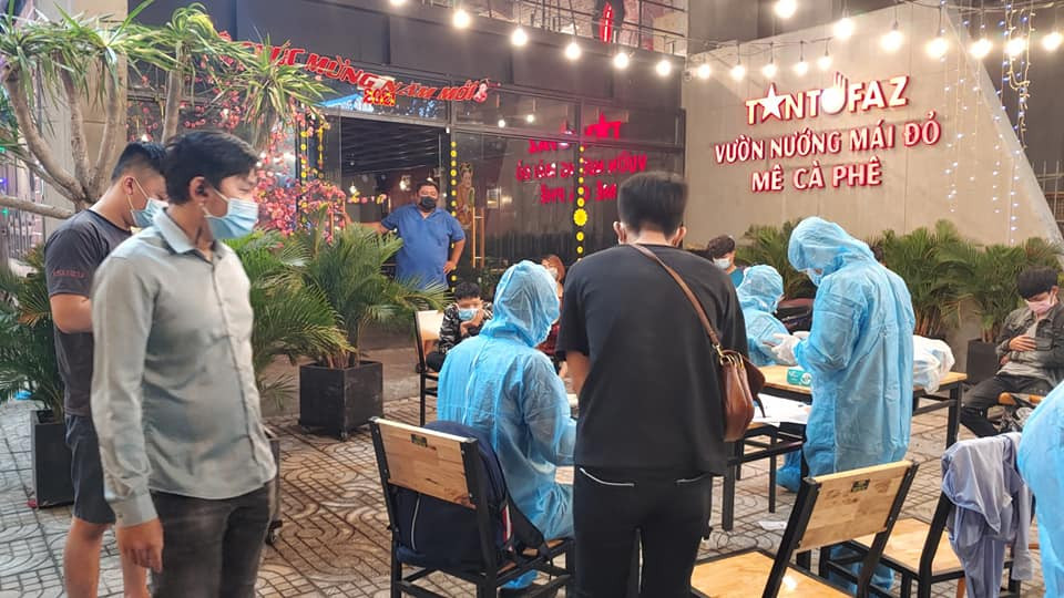 TPHCM sẵn sàng mở lại khu cách ly với 10.000 giường bệnh ảnh 1