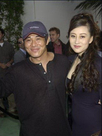 Mê đắm với loạt ảnh thời xuân sắc gợi cảm ‘nảy lửa’ của vợ Lý Liên Kiệt ảnh 5