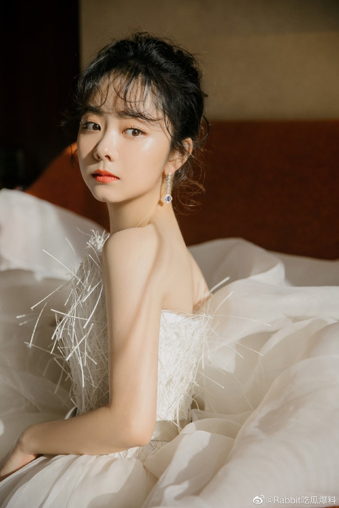 Bật mí cảnh tắm bồn lừa hàng triệu khán giả trong phim cổ trang Trung Quốc ảnh 8