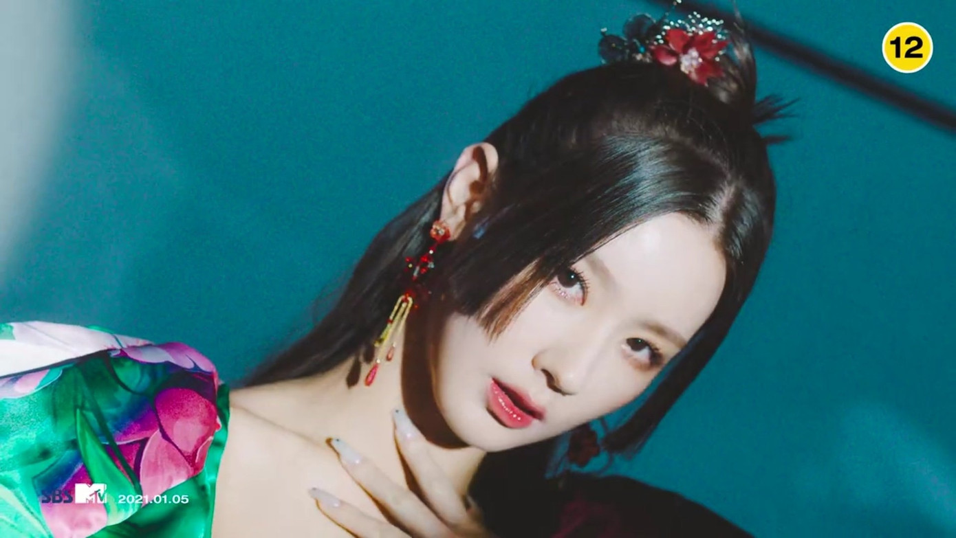 Loạt ảnh thời sinh viên của Kim Tae Hee gây ‘bão’ vì quá xinh đẹp ảnh 5