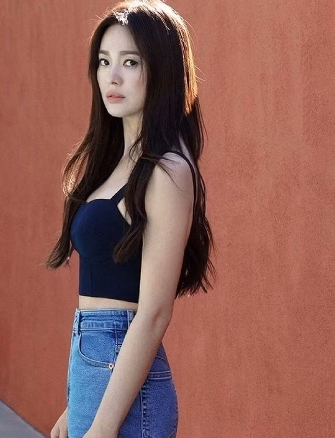 Song Hye Kyo mũm mĩm thuở mới vào nghề từng nặng tới 70kg ảnh 5