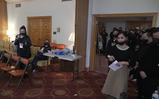 Tang lễ Vân Quang Long tại Mỹ: Người thân, đồng nghiệp thương tiếc tiễn biệt ảnh 7