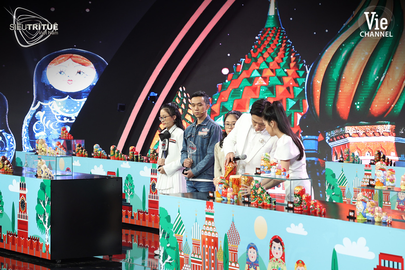 Cuộc đối đầu của hai chị em gái ở 'Siêu trí tuệ' ảnh 1