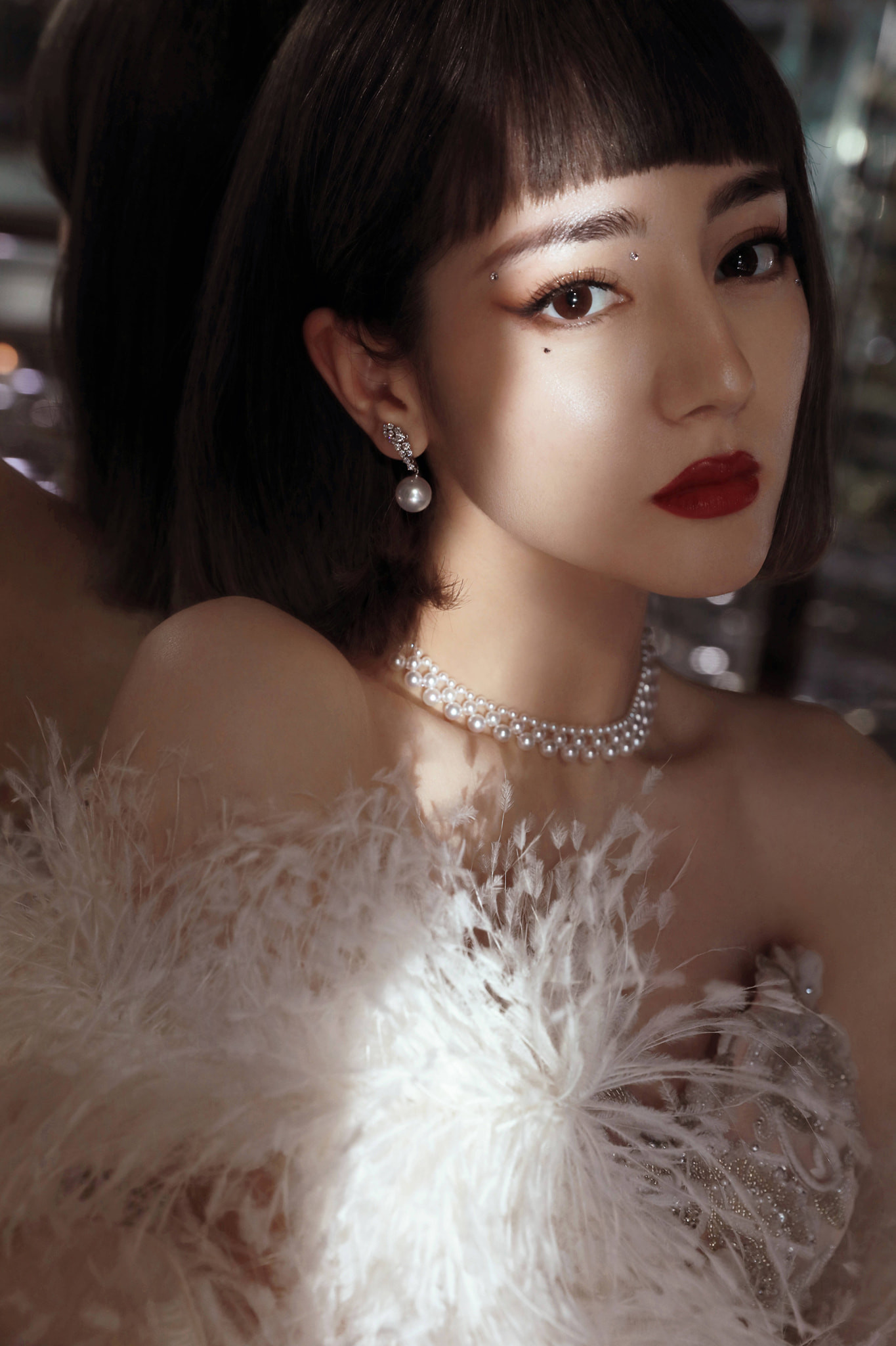 Địch Lệ Nhiệt Ba, ‘mỹ nữ 4000 năm’ gây chao đảo đêm hội Weibo vì nhan sắc tựa nữ thần ảnh 3