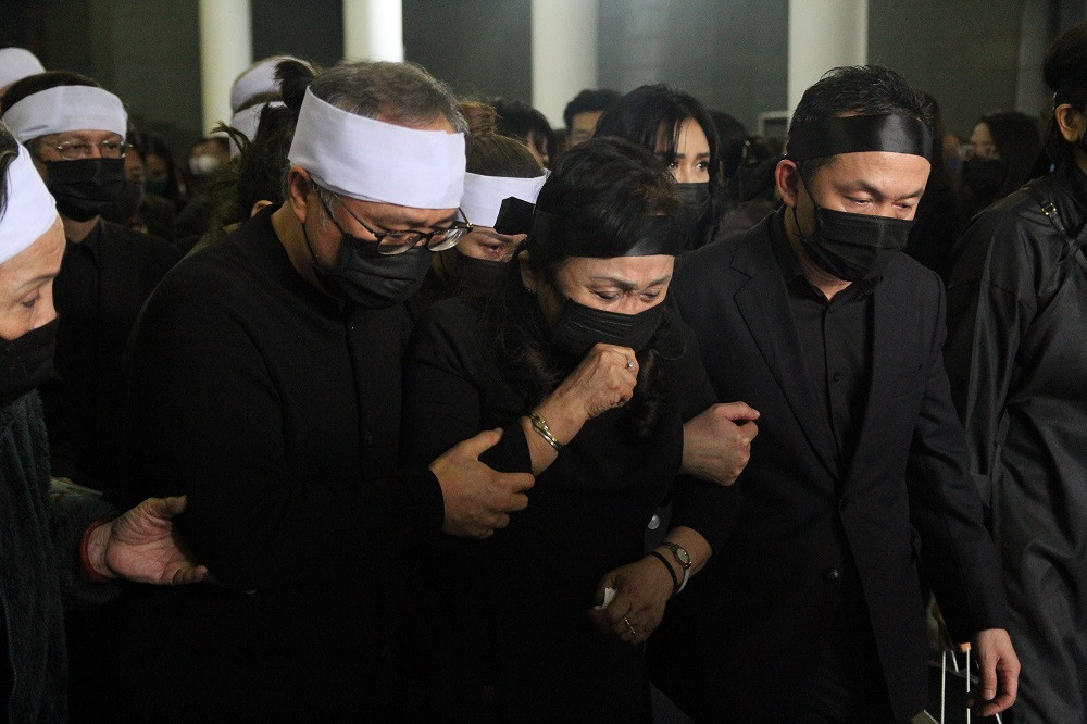 Dòng sổ tang tiễn biệt đầy xúc động của Trọng Tấn, Đăng Dương gửi tới cố NSND Trung Kiên ảnh 5