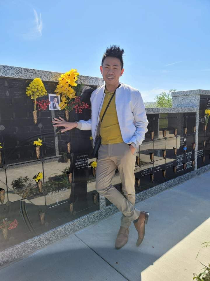 'Bé Heo', Hoài Linh và đồng nghiệp tưởng nhớ Chí Tài nhân 100 ngày mất ảnh 4