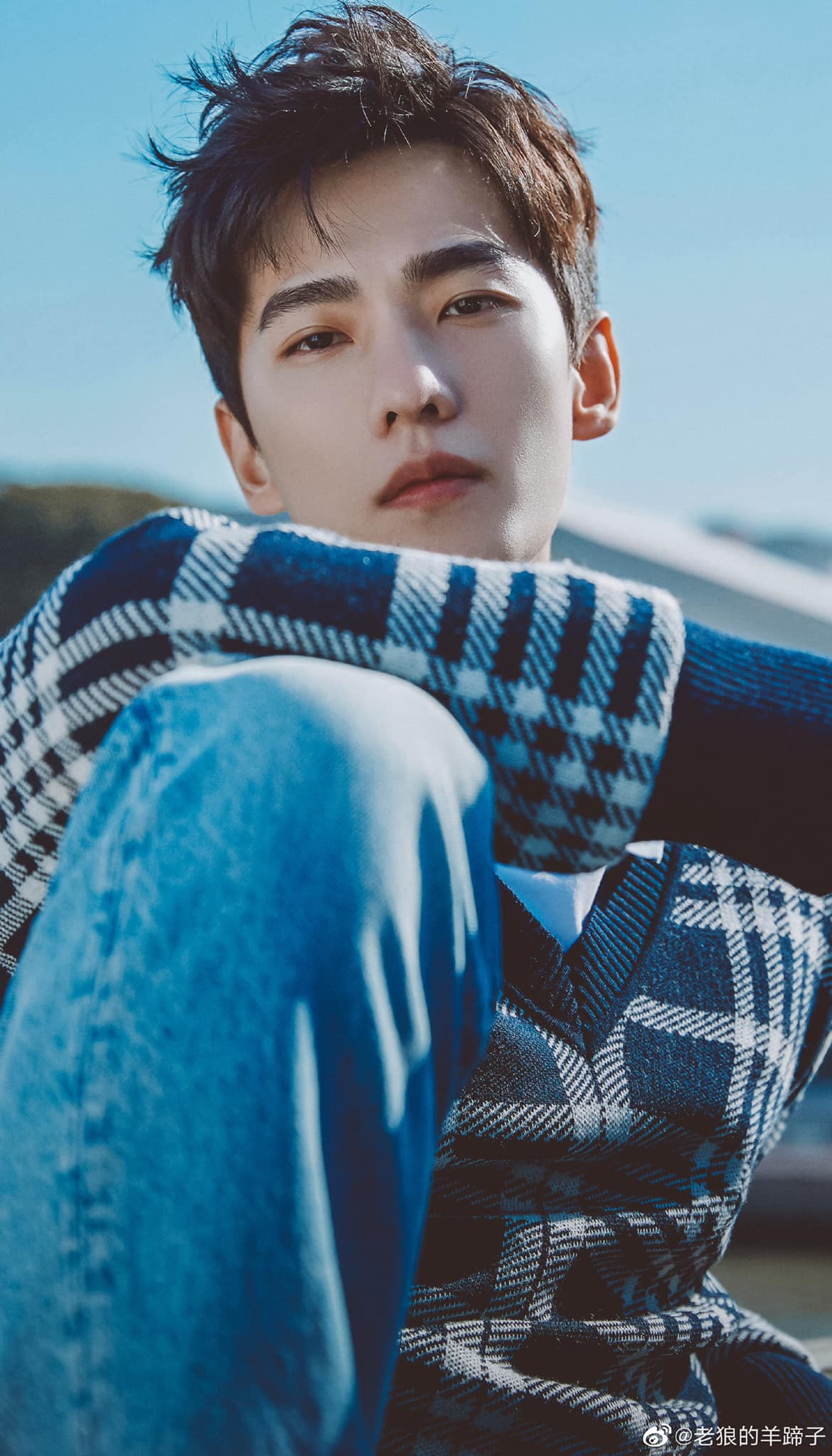 ‘Lệnh Hồ Xung’ kinh điển tuổi 54: Không con cái, phải livestream bán quần áo ảnh 11