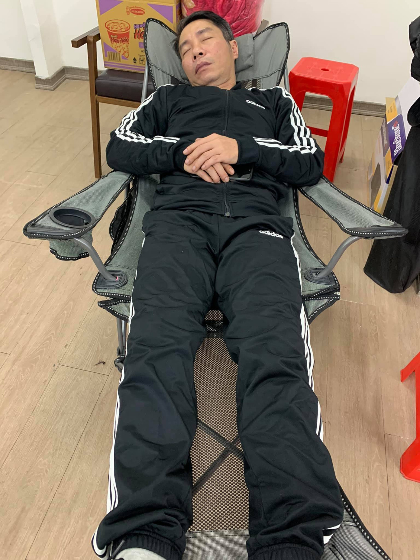 Công Lý say sưa ngủ sau 15 tiếng tập Táo Quân, ‘Giáo sư Xoay’ hài hước lý giải ảnh 2