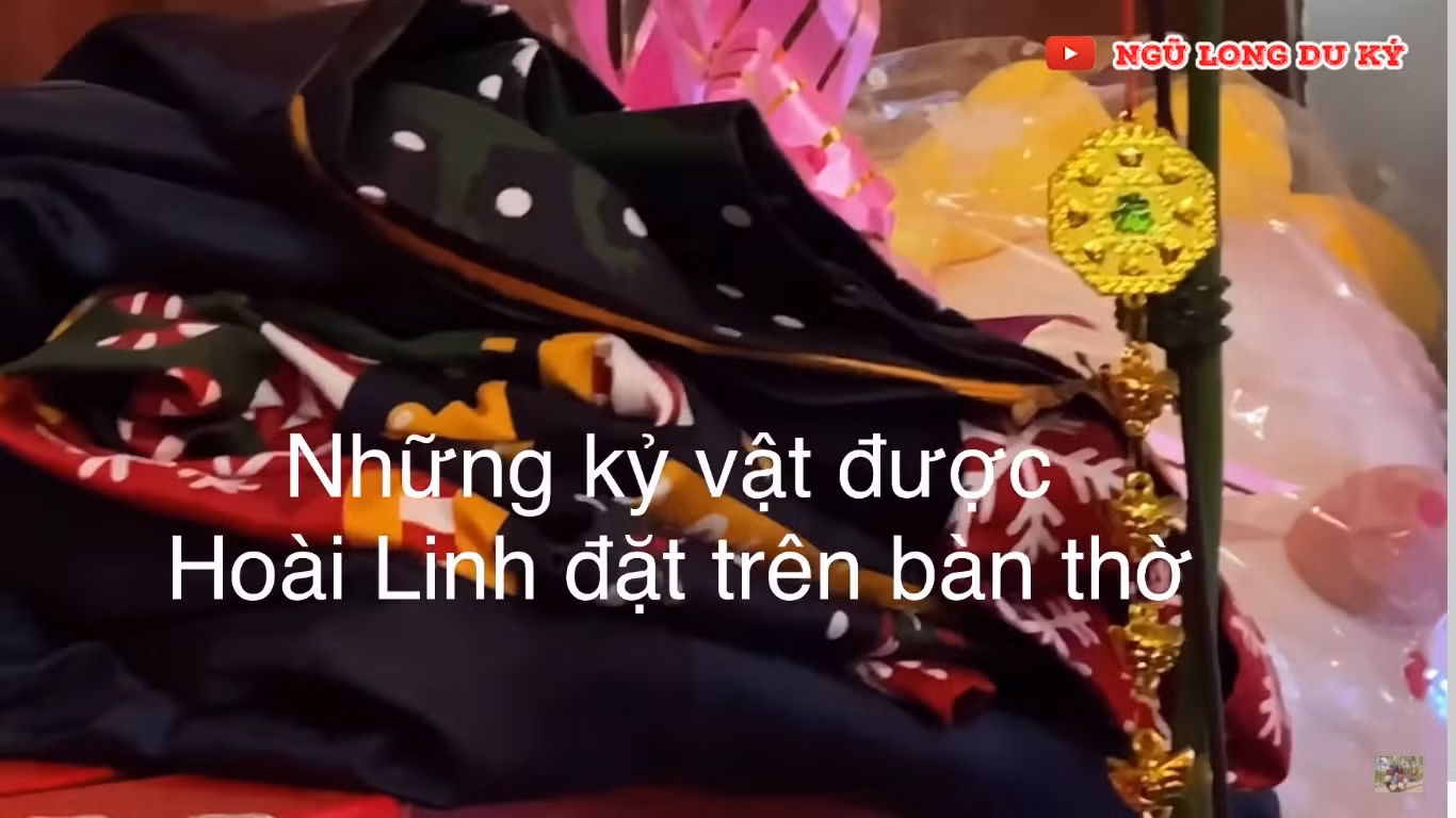 Phi Phụng bật khóc, nói lời xin lỗi khi đến viếng 100 ngày mất NS Chí Tài ảnh 2