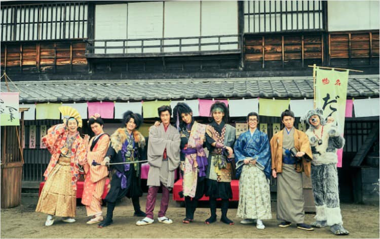 Chỉ vì một câu nói mà 'Vi Tiểu Bảo' Trương Vệ Kiện quyết để đầu trọc suốt 25 năm ảnh 8