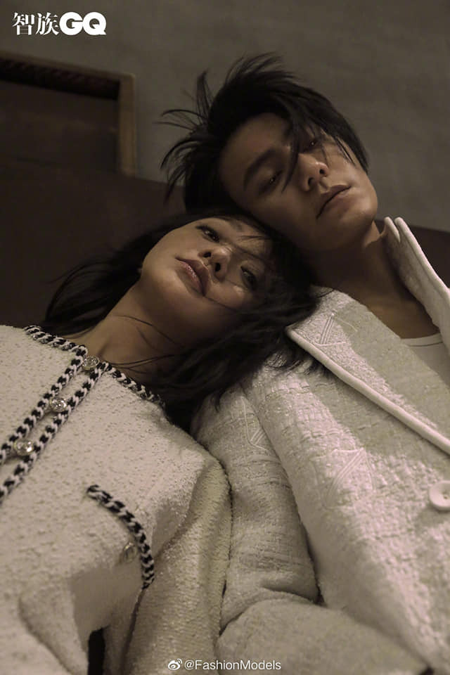 Bộ ảnh nội y bốc lửa của ‘siêu vòng một’ Liễu Nham ở tuổi 41 ảnh 12