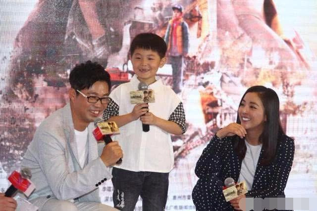 ‘Thần đồng Trung Quốc’ kiếm hàng nghìn USD/năm: Bỏ bê học tập, hối hận vì gia nhập showbiz ảnh 3