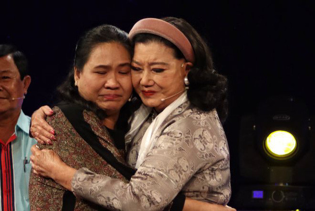 NSND Kim Cương nghẹn ngào đoàn tụ con gái nuôi sau 45 năm thất lạc ảnh 4