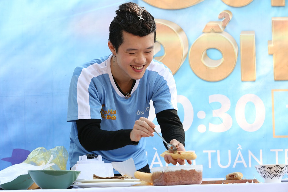 Rapper Việt Young Uno chia sẻ về những lần đi diễn bị khán giả hắt hủi ảnh 1