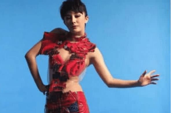 Dương Mịch gây ‘choáng’ với ảnh khoe vòng một gợi cảm cách đây 10 năm ảnh 2