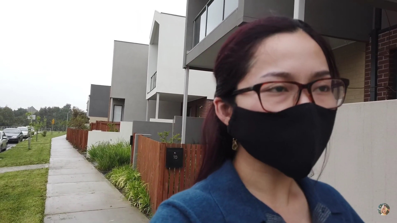 Diễn viên vai Hạnh ‘cận’ - Kính Vạn Hoa làm giảng viên đại học ở Australia ảnh 9