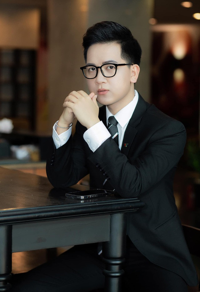 BTV Hữu Trí gây xúc động với dòng tâm sự: ‘Xuân này con không về’ ảnh 2